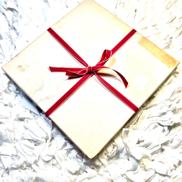 1950's Vintage Cocktail Napkins Cream/Red Embroidered 6 Quotes Hostess Gift - Picture 8 of 10